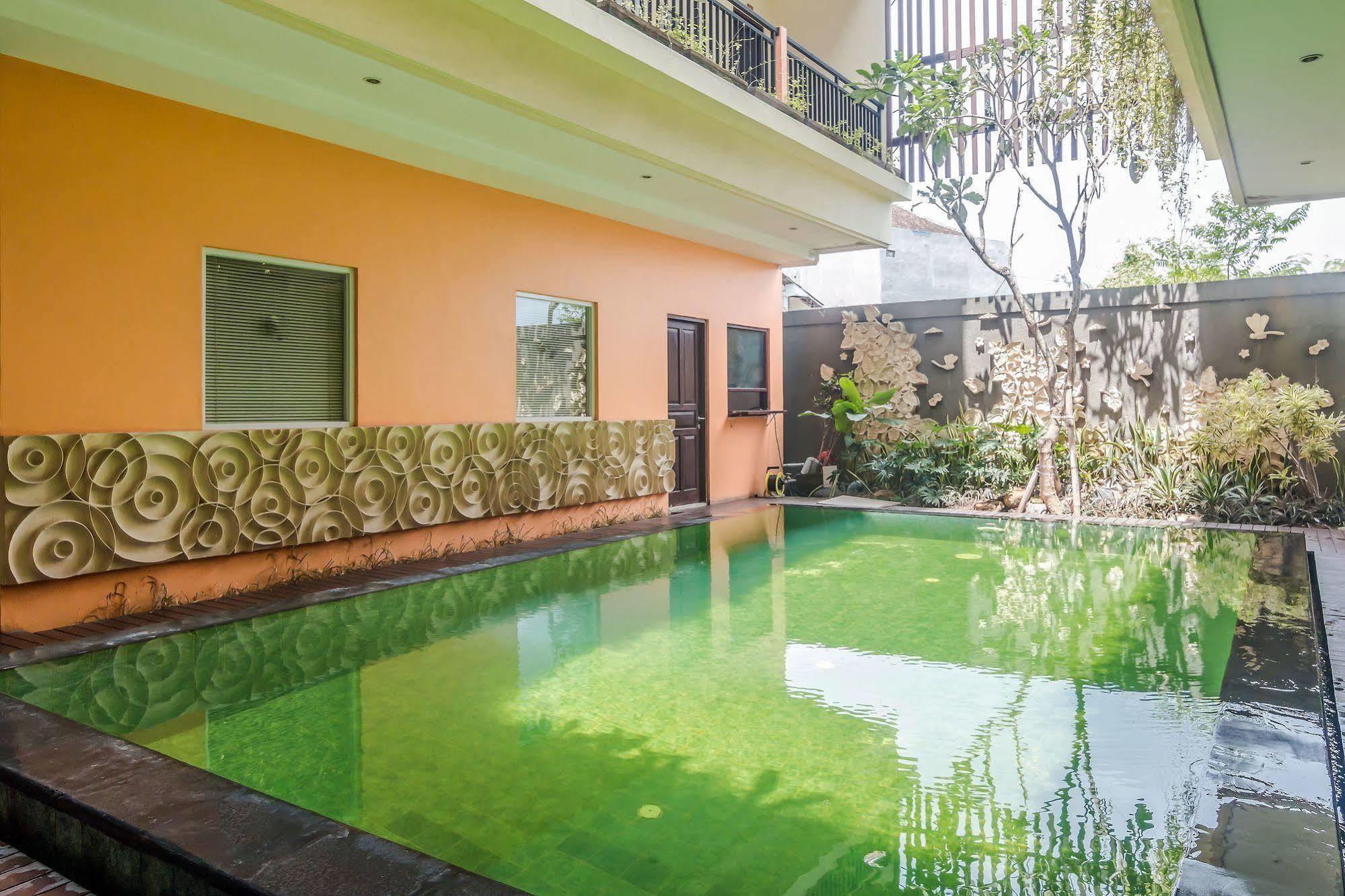 Zen Rooms Legian Sri Laksmi Seminyak Exterior foto